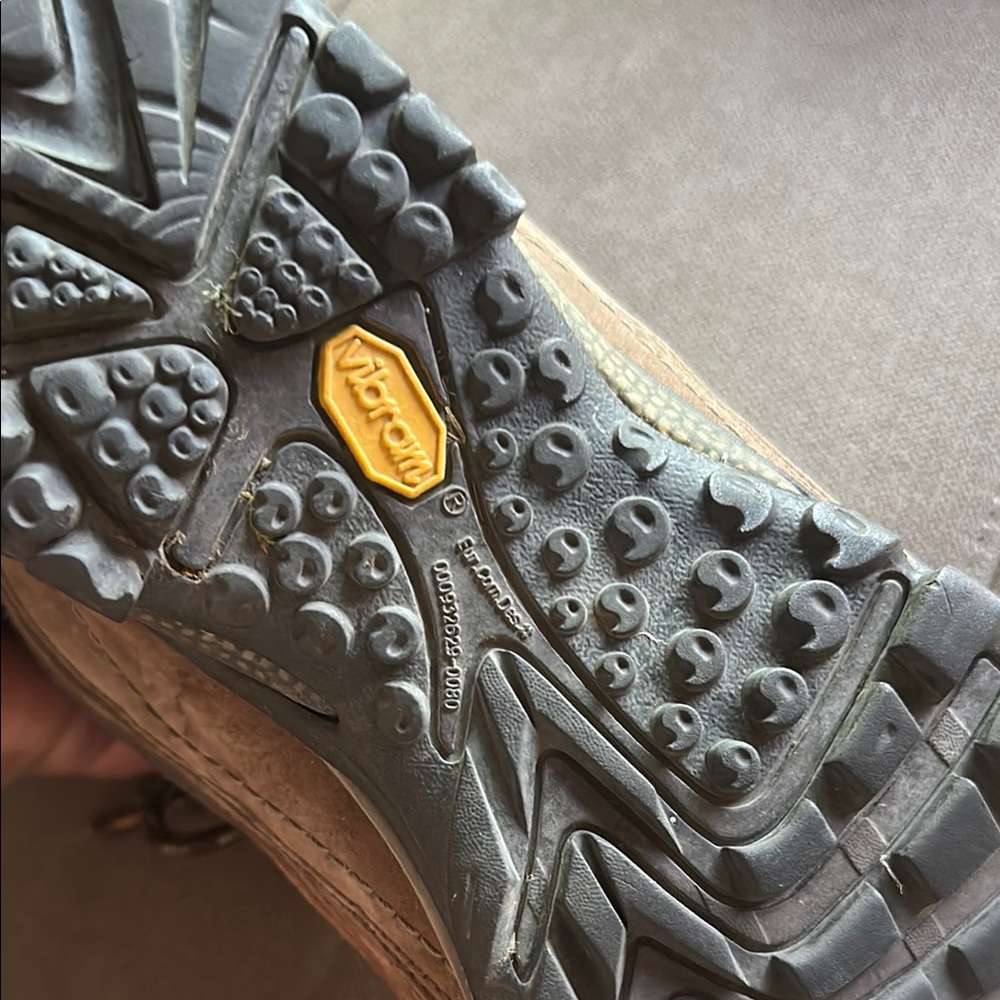 MERREL Waterproof Hiking Boots Size 7.5 Brown High-Top with Rugged Leather - Picture 6 of 9